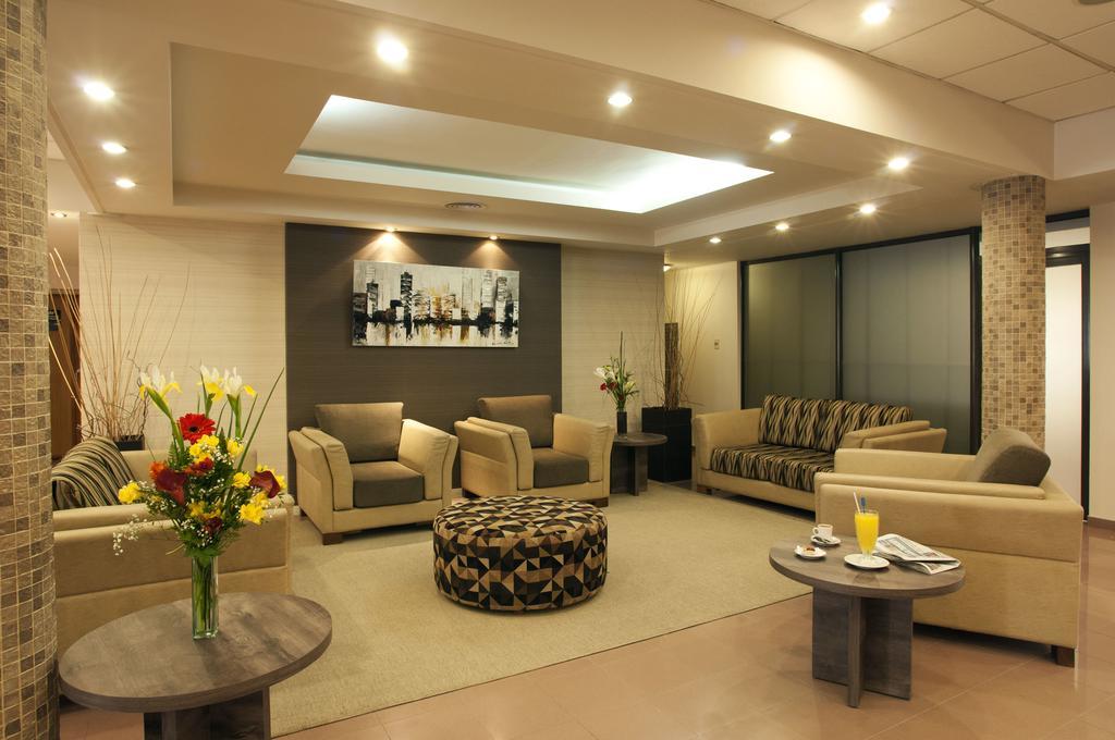 Hotel Land Express Neuquén Zewnętrze zdjęcie